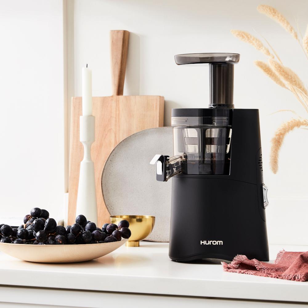 Hurom H-AA Slow Juicer - Matte Black
