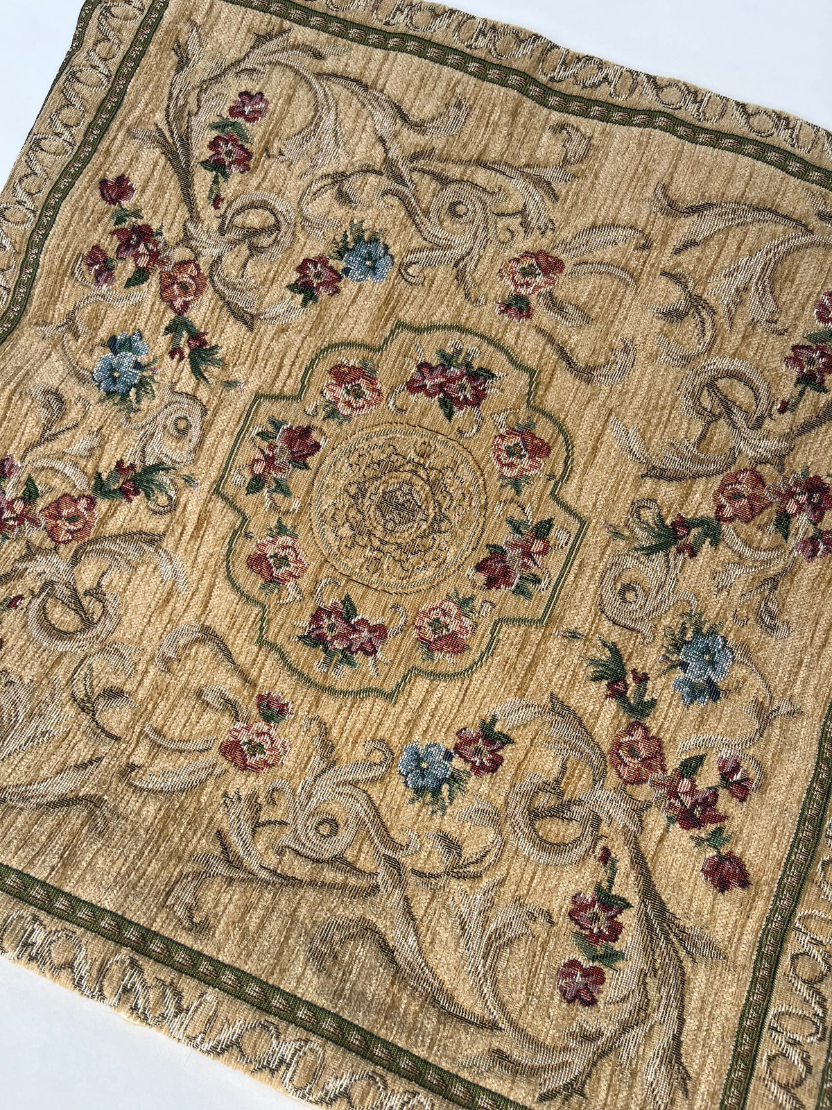 Belgian Cushion Cover Louvre Beige, 48x48cm 18.8"