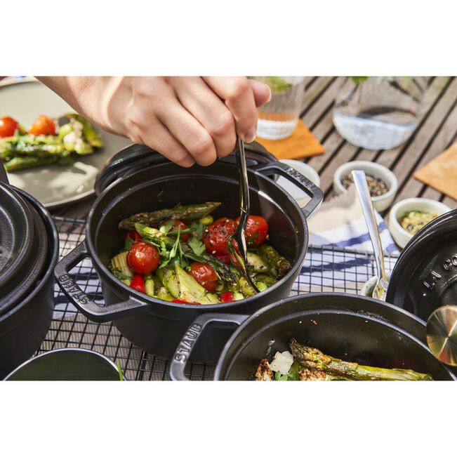 Staub Cocotte/Dutch Oven 1.25qt Black