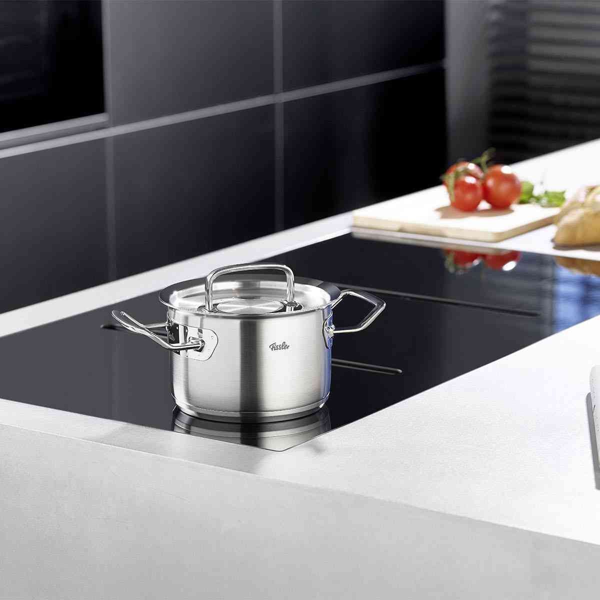 Pure-profi collection Small Stock Pot with Lid, 2.1 Quart