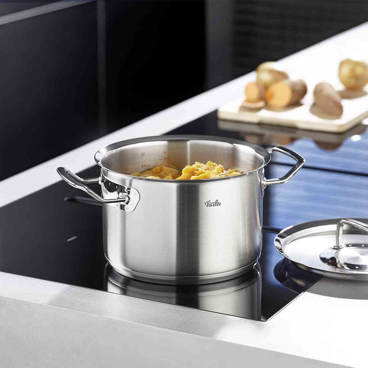 Pure-profi collection Stock Pot with Lid, 4.2 Quart
